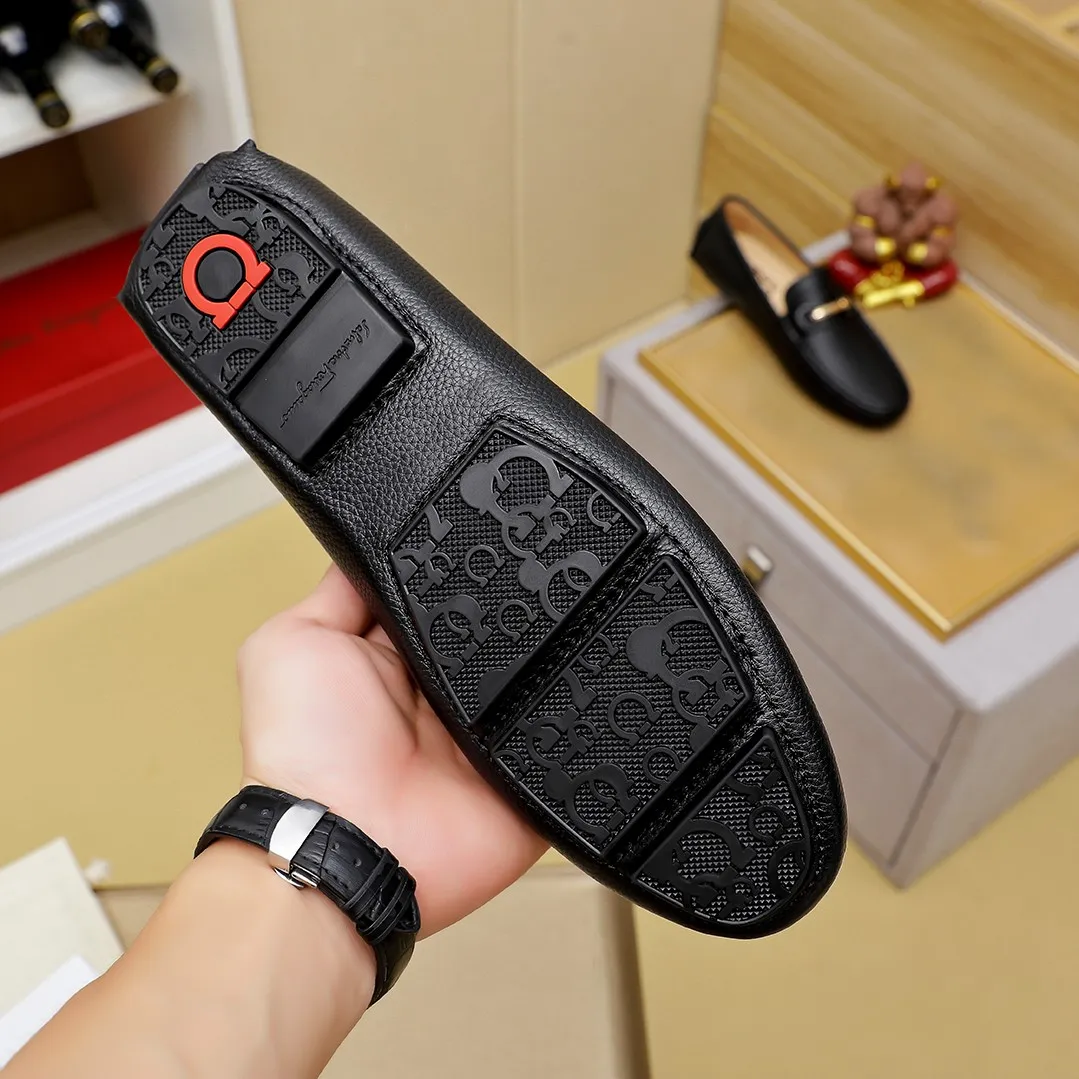 Men's shoes 💰360 🕷🕷【Ferragamo】Ferragamo Popular fashionable casual slip-on shoes🇨🇳Official website counter 1:1 production, original mold opening💯Good quality visible, imported high-end first-layer calfskin, luxurious pigskin lining🌿Very clear texture, high-quality waterproof, non-slip and wear-resistant outsole🎋High quality and low price, truly handmade🍓Color, code number 38-45